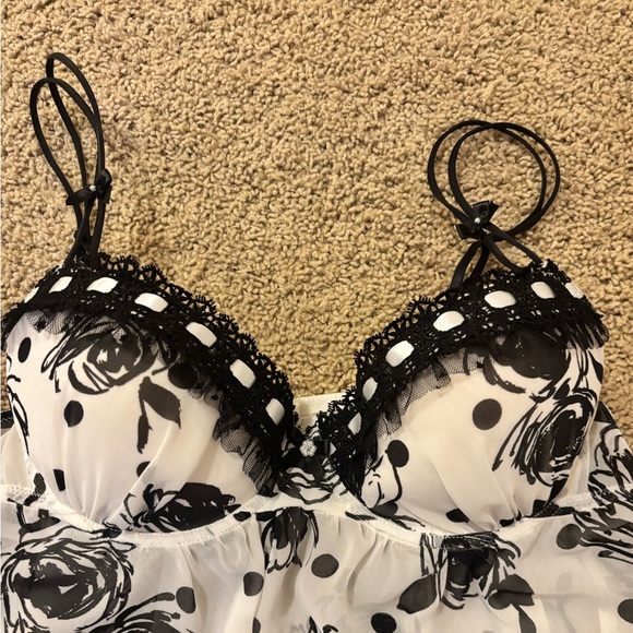 IN BLOOM Black and White Floral Robe and Nightie Set | Size Large - Picture 9 of 14